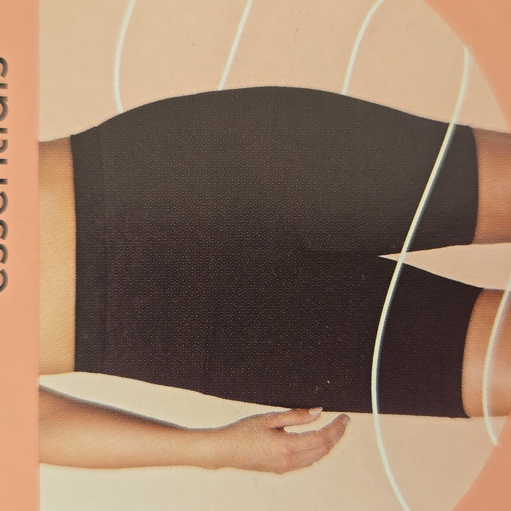 Shapermint  Essentials Fresh Control Mid-Waist Shaper Bike Shorts